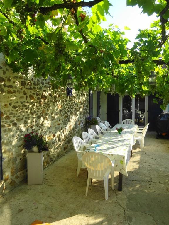 Hôtel Les Chardons à Chenaud Extérieur photo