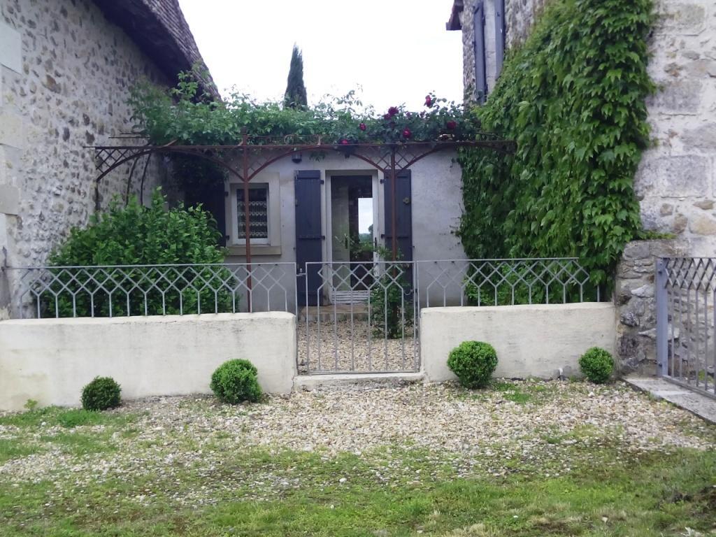 Hôtel Les Chardons à Chenaud Extérieur photo